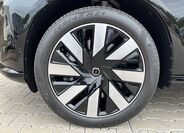 Volvo EX90 25