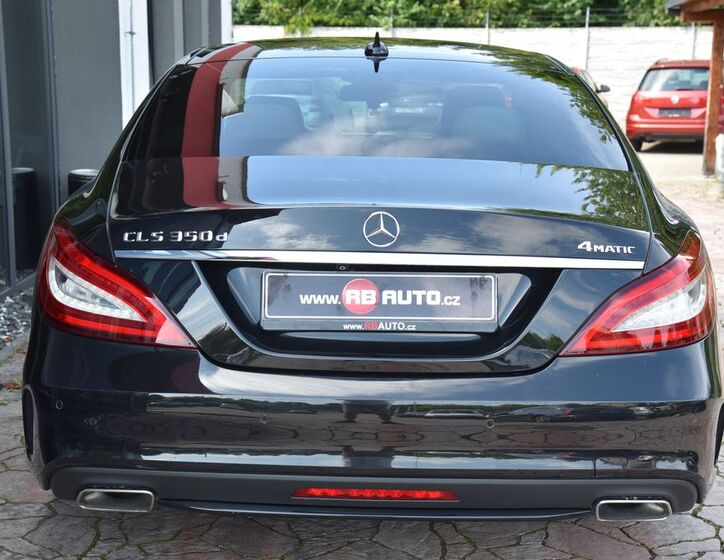 Mercedes-Benz CLS 9