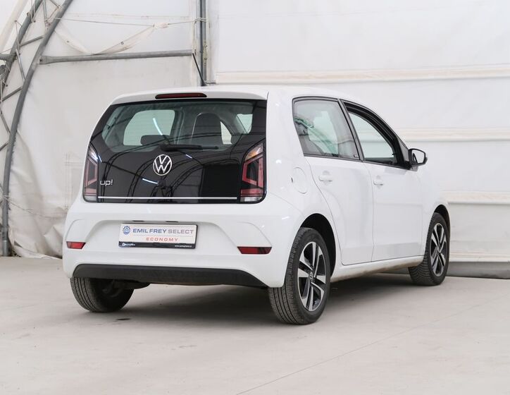 Volkswagen up! 6