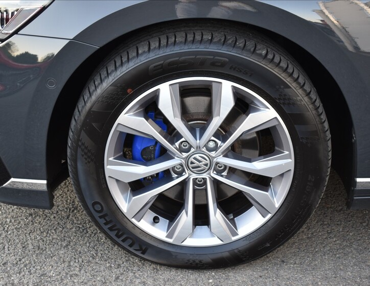 Volkswagen Passat 5