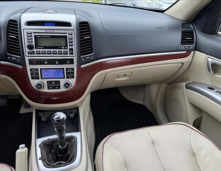 Hyundai Santa Fe 38