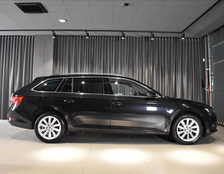 Škoda Superb 3