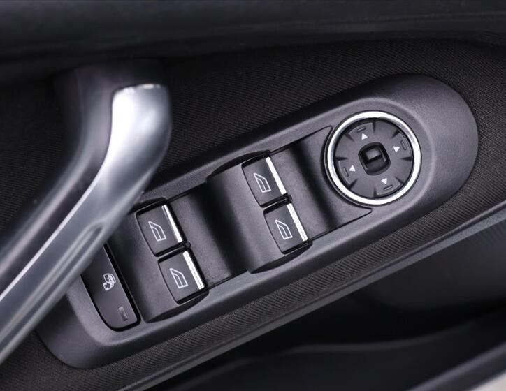 Ford Galaxy 17