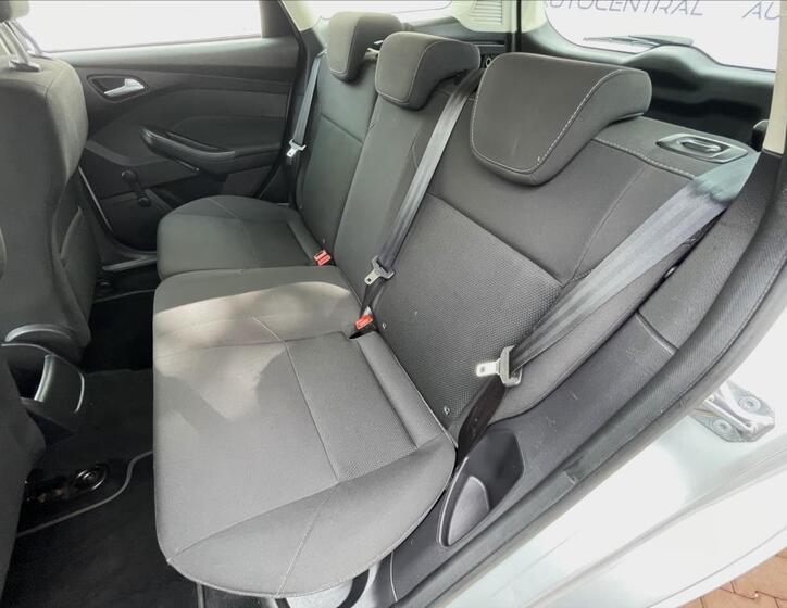 Ford Focus 21