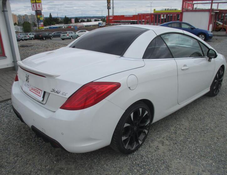 Peugeot 308 5