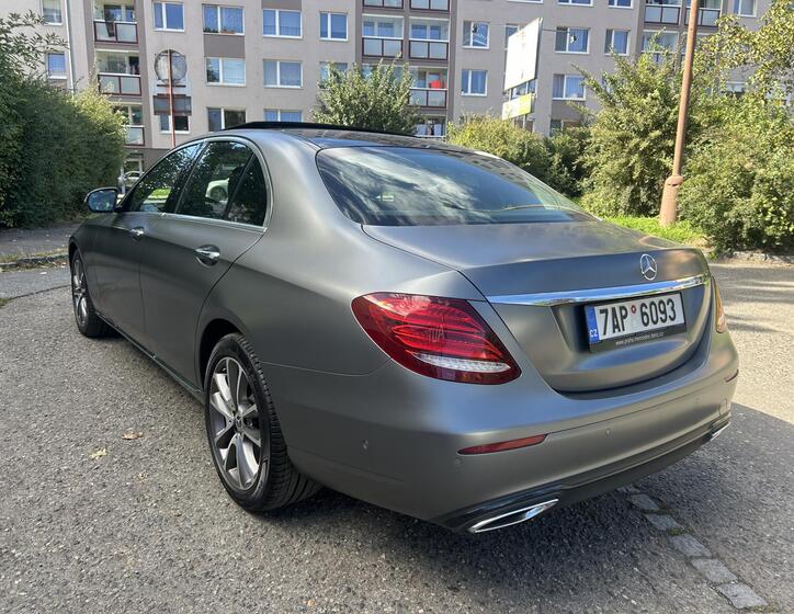 Mercedes-Benz Třídy E 2