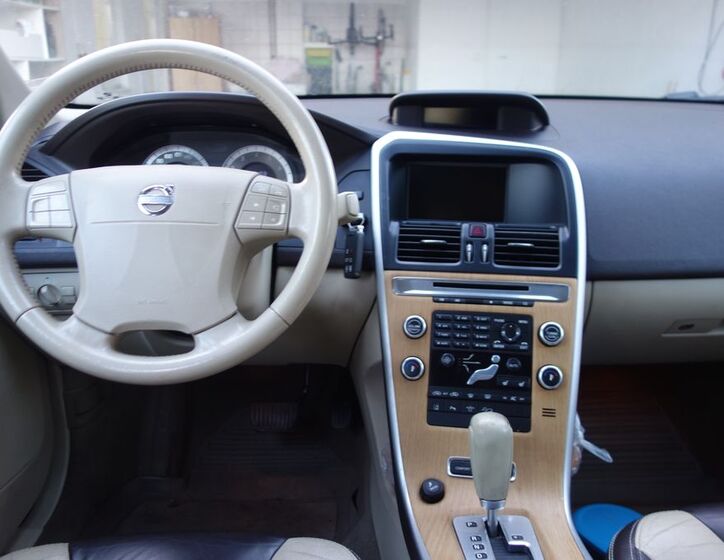 Volvo XC60 13