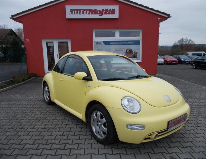 Volkswagen New Beetle 1