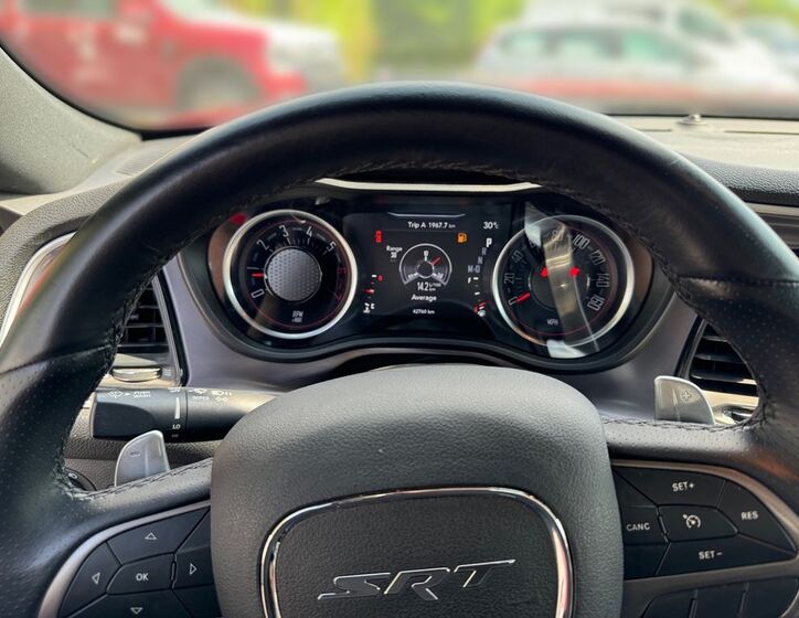 Dodge Challenger 7