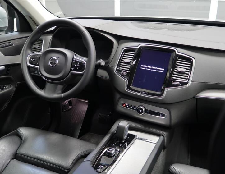 Volvo XC90 16