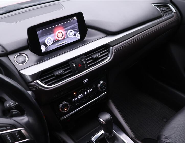 Mazda 6 28