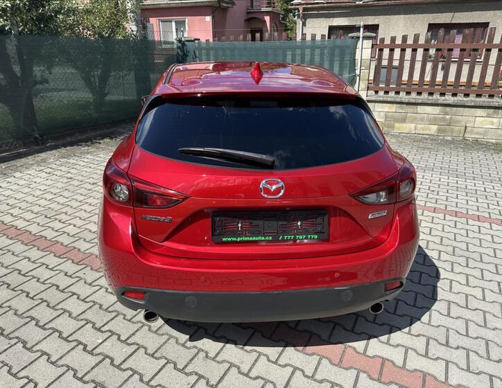 Mazda 3 6