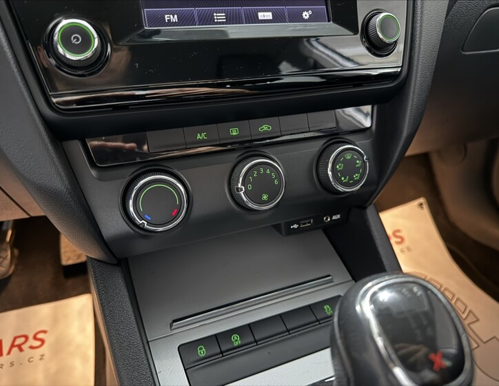 Škoda Octavia 12