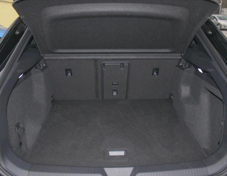 Volkswagen ID.4 11
