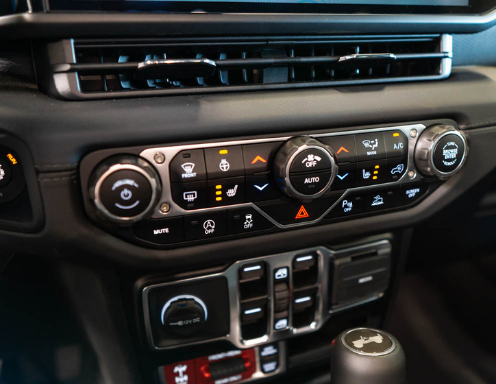 Jeep Wrangler 29