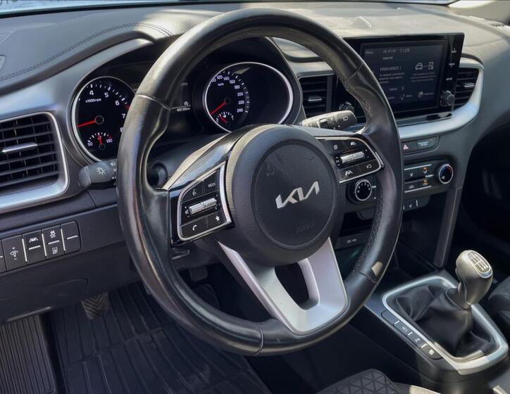 KIA Ceed 12