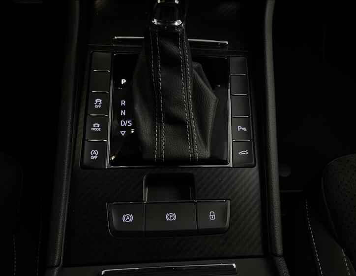 Škoda Superb 17