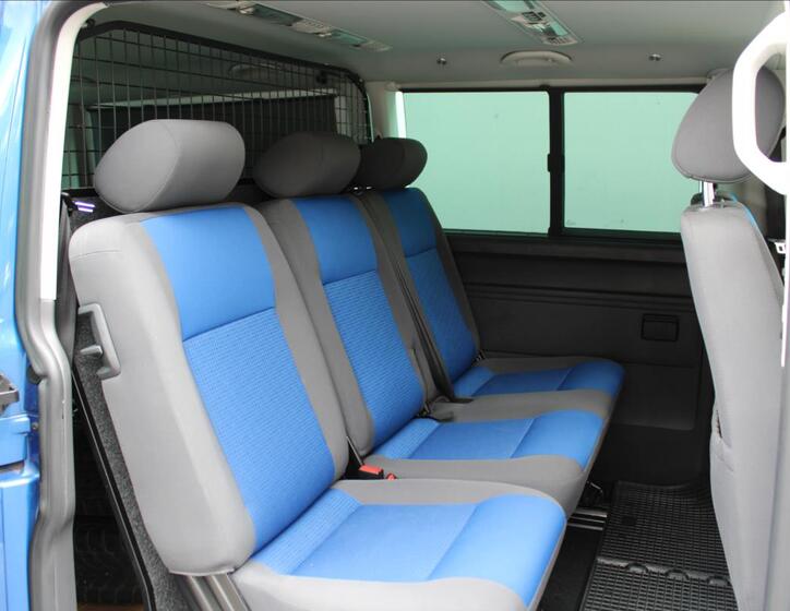 Volkswagen Caravelle 31