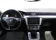 Volkswagen Passat 13