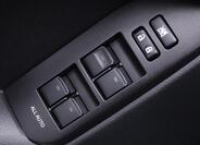 Toyota Land Cruiser 16