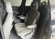 Chrysler Voyager 11