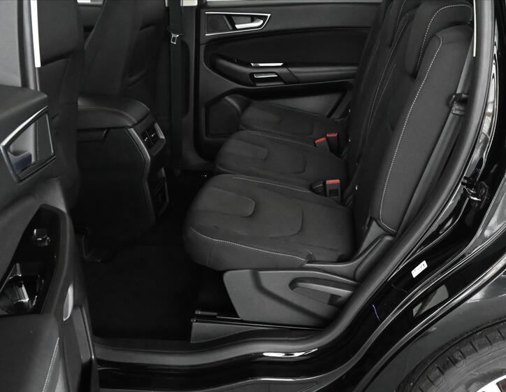Ford S-MAX 10