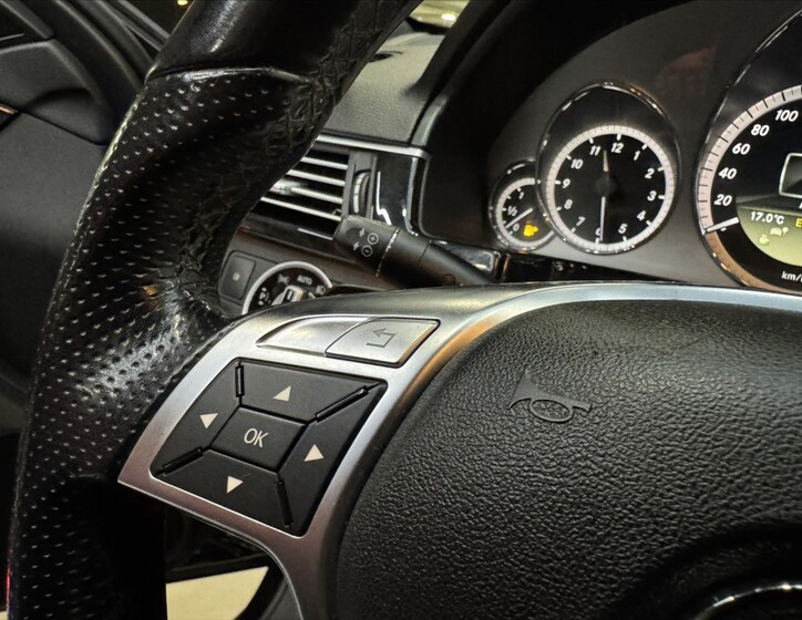 Mercedes-Benz Třídy E 20