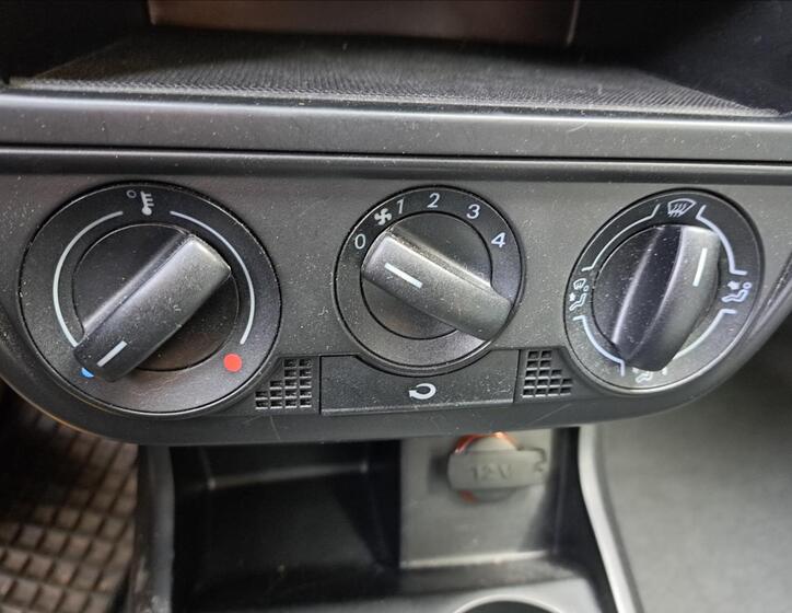 Volkswagen Fox 21