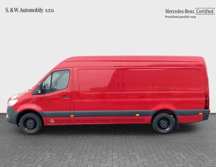 Mercedes-Benz Sprinter 8