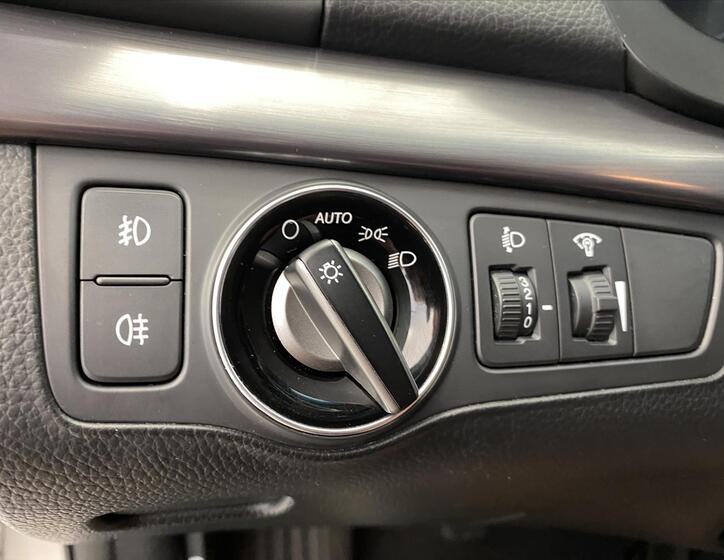 Hyundai i40 13