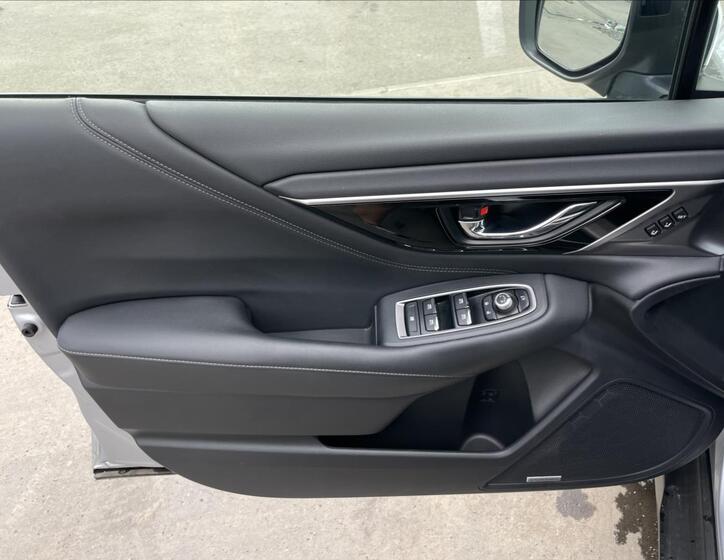 Subaru Outback 13