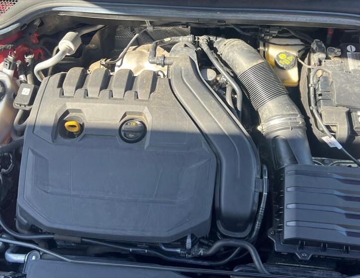 Škoda Scala 8