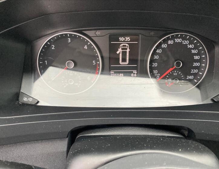 Volkswagen Transporter 17