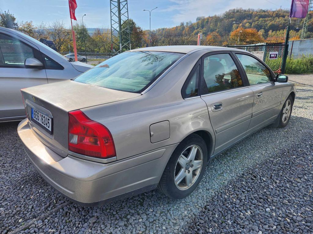 Volvo S80