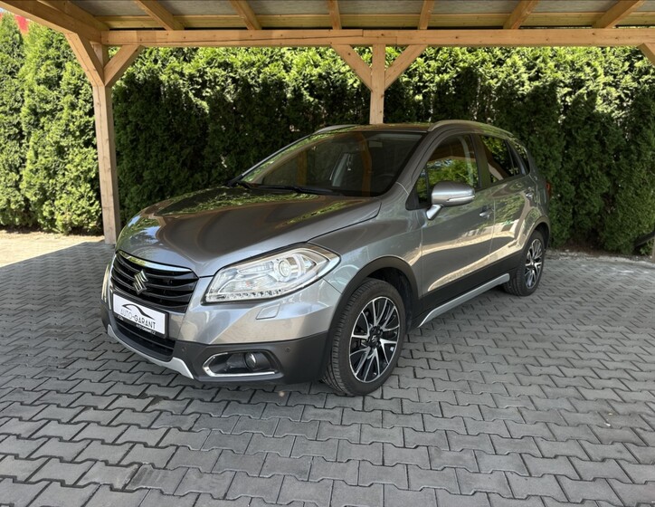 Suzuki SX4 S-Cross 1