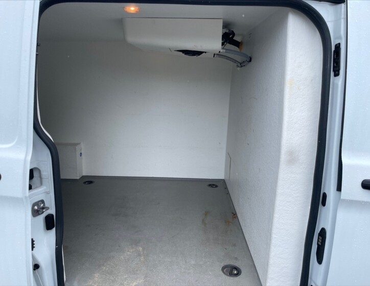 Ford Transit 8