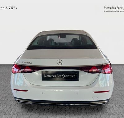 Mercedes-Benz Třídy E 6