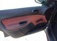 Peugeot 206 12