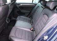 Volkswagen Golf 15