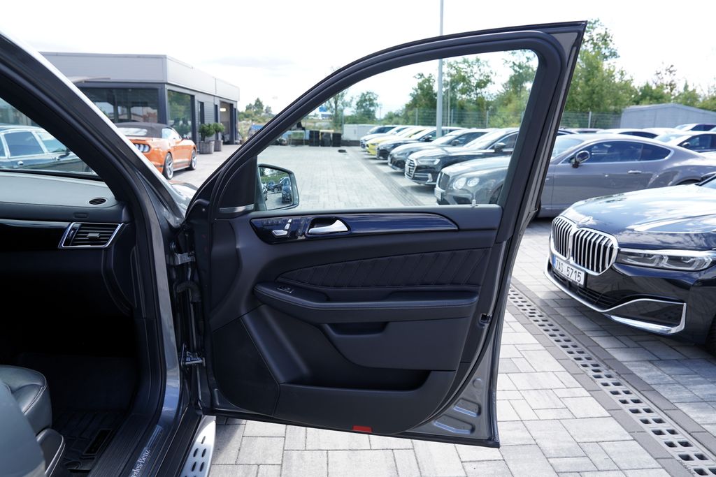 Mercedes-Benz GLS