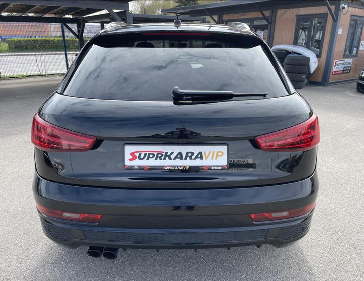 Audi Q3 7
