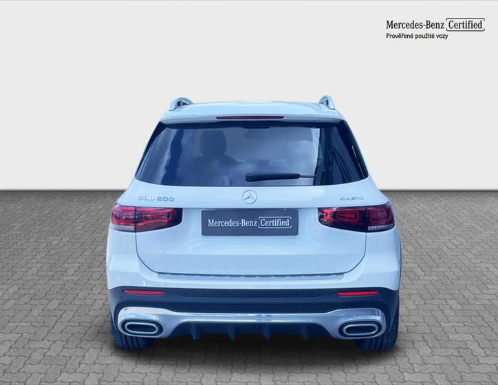 Mercedes-Benz GLB 4