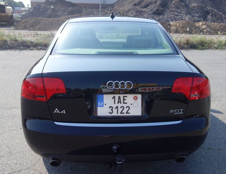 Audi A4 10