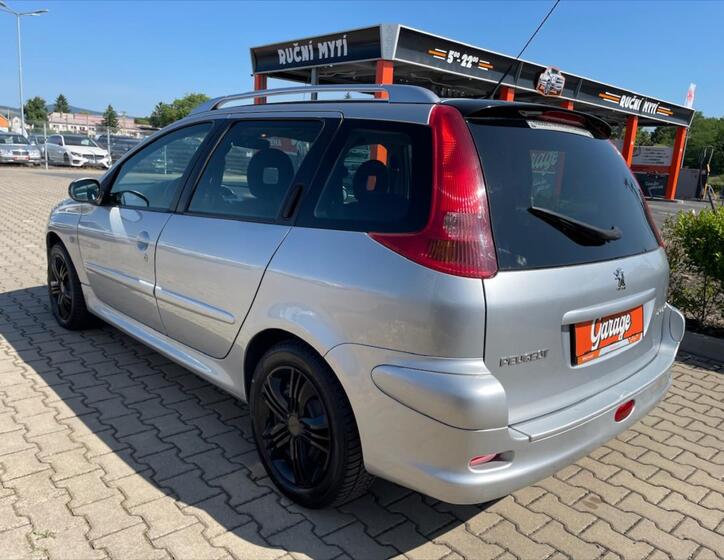 Peugeot 206 6