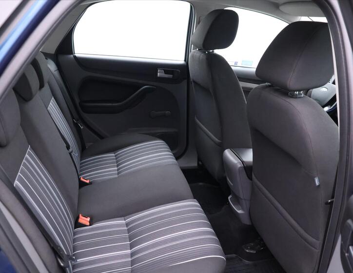 Ford Focus 13