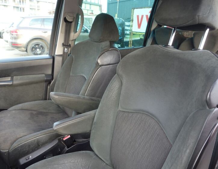 Peugeot 807 19