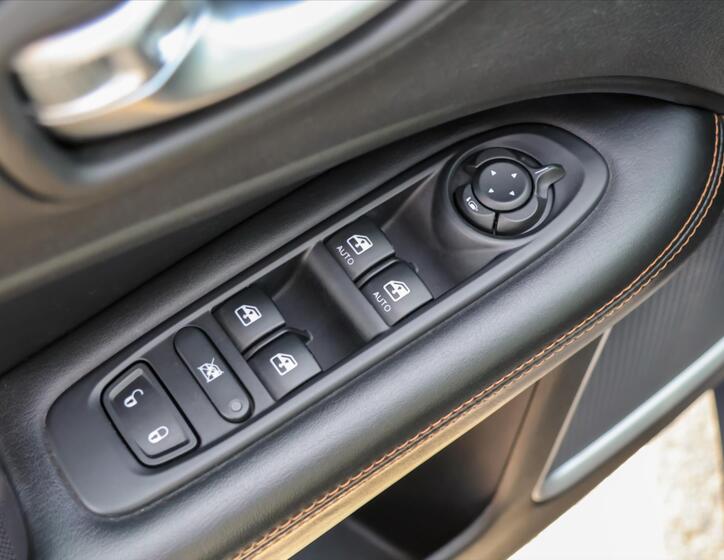 Jeep Compass 18