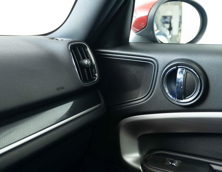 Mini Countryman 16