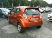 Chevrolet Spark 6
