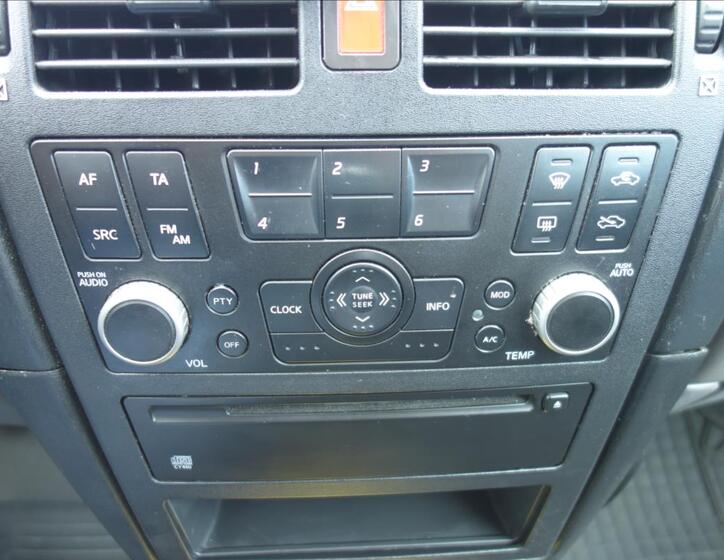 Nissan Almera 17
